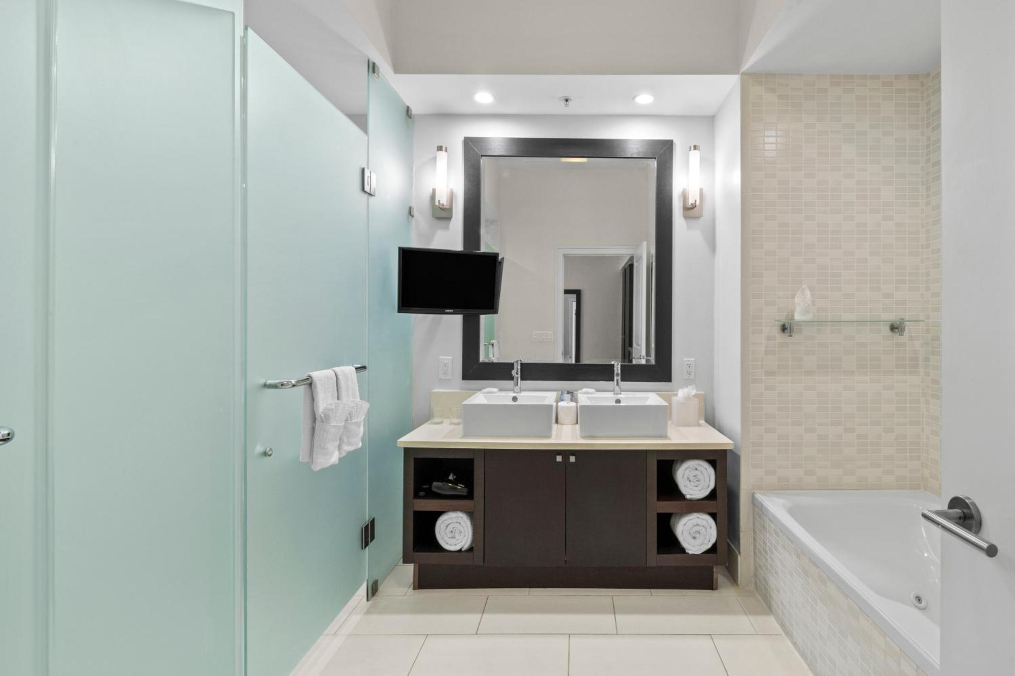 Provident At The Blue Hotel 4*